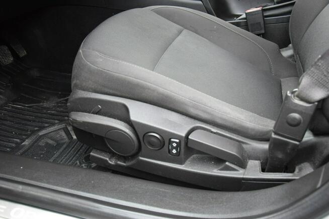 Opel Insignia 1.6 B+Gas / Klima/ 2 KPL Opon/ Stan bardzo dobry