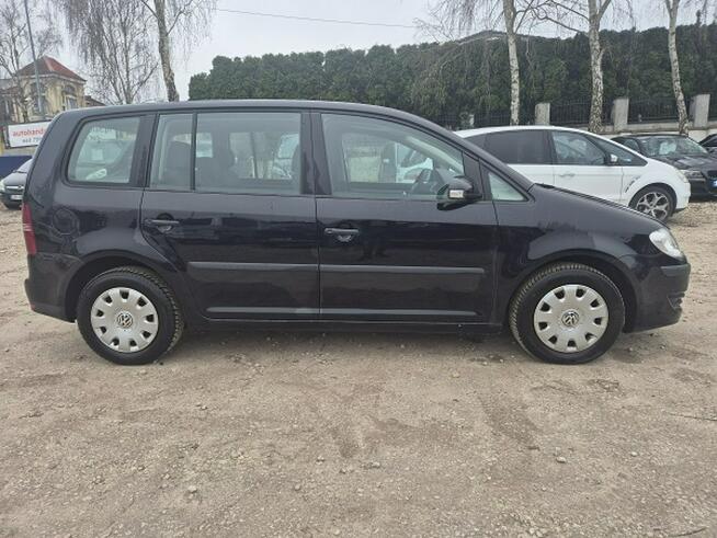 Volkswagen Touran 1,6Mpi* Klimatronik* Mały przebieg