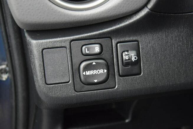 Toyota Yaris 1.3B Navi/ Kamera/ 2 KPL Opon/ Sprowadzony/ Opłacony