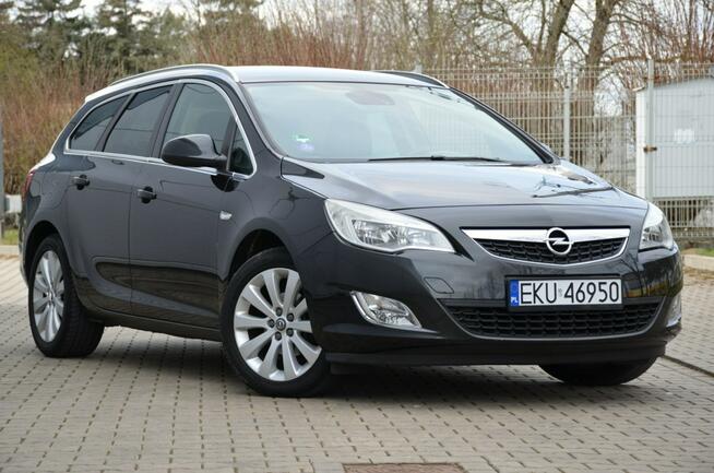 Opel Astra 1.4T 140KM Cosmo Serwis Navi Skóra Grz.fotele + kiera Parktronik