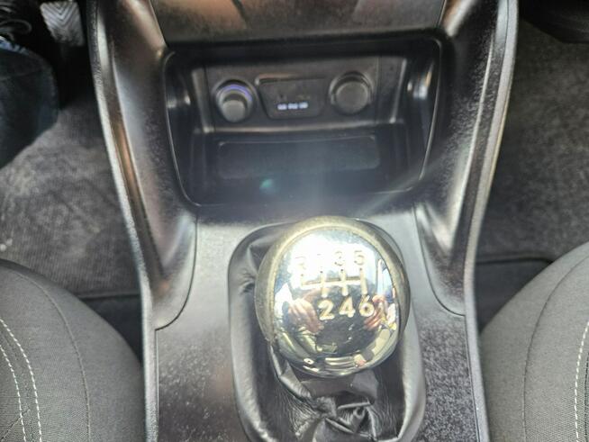 Hyundai ix35 Klimatyzacja / 6 biegów / Komputer / 2 kpl. kół