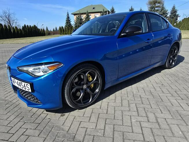 Alfa Romeo Giulia 2,0Turbo Benz. 4x4.Automat.Navi.Kam.Cof.Skóry.Łopatki.OKAZJA