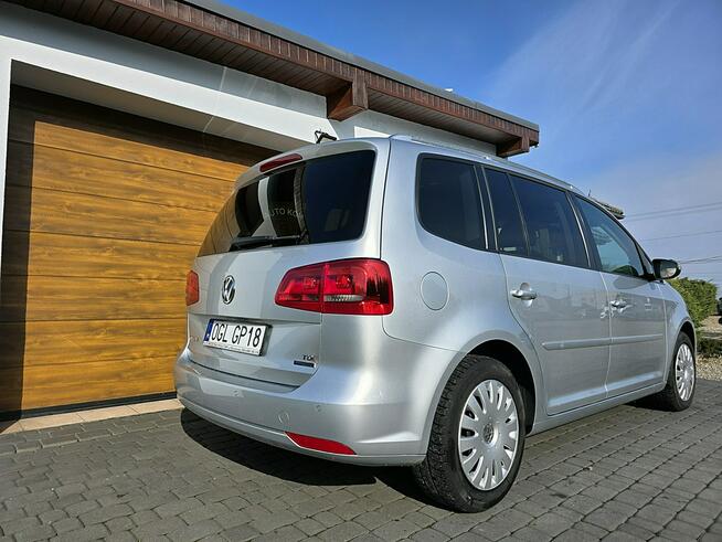 Volkswagen Touran hak, nawigacja