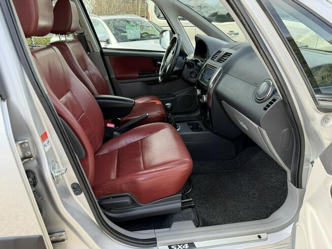 Suzuki SX4 1,6 120KM LIFT 4x4 esp NAVI