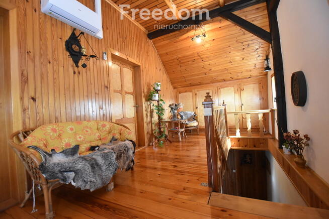 2 domy, 7 pokoi + 160 m2 b.gospodarcze, staw i las