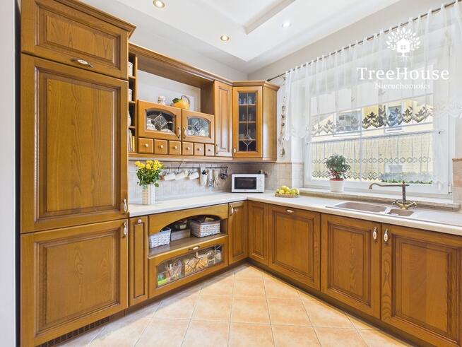 Przestronny dom wolnostojący w sercu Wójtowa