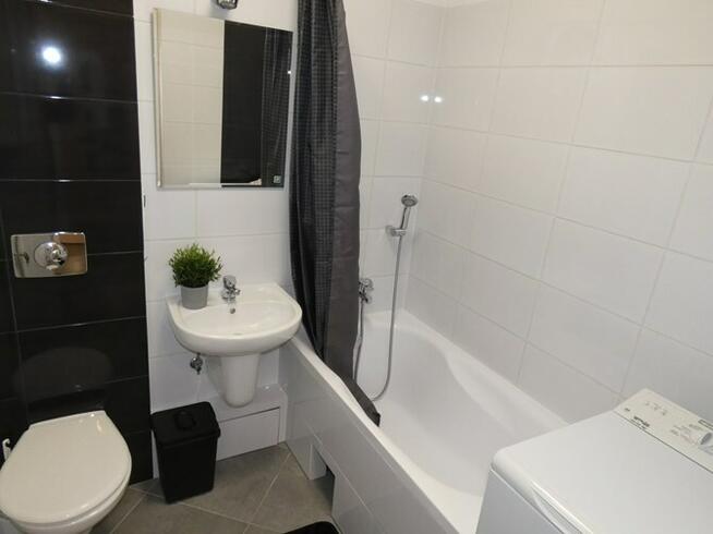 2 pokoje z balkonem- Czerwony Dwór 20, Przymorze