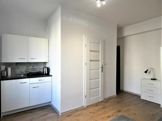 Do wynajęcia jasna kawalerka, Os. Willowe 3