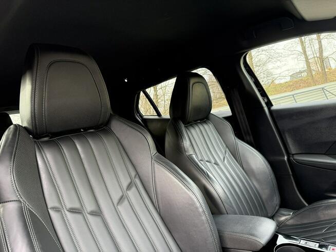 Peugeot 2008 GT. Skóra .Virtualny licznik. Kamera. Radar. Full ledowe lampy.