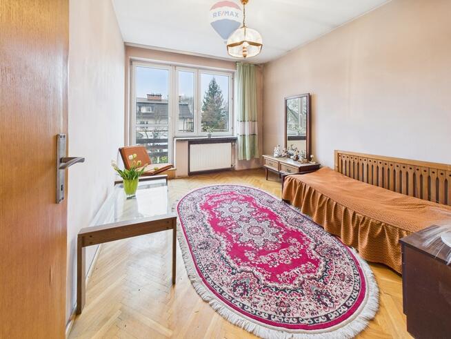 Dom wolnostojący z ogrodem i kominkiem – Wawer