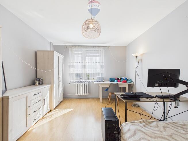 3 pokoje, winda, balkon, Armii Krajowej