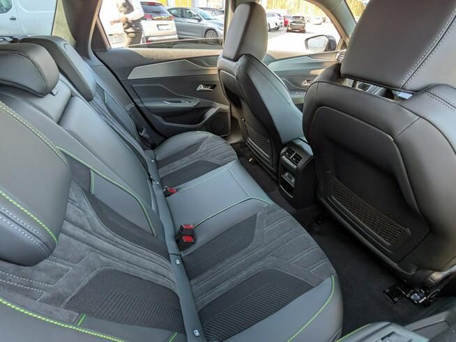 Peugeot 308 GT Electric 156KM Matrix LED/Ambient/Alcantara/Masaże