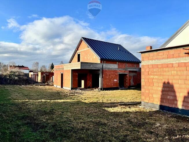 Nowoczesny dom z garażem – Czarków, gm. Pszczyna