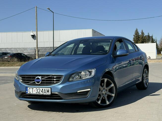 Volvo S60 2.0 / 181KM LED Nawigacja Tempomat Czujniki Parkowania Hak