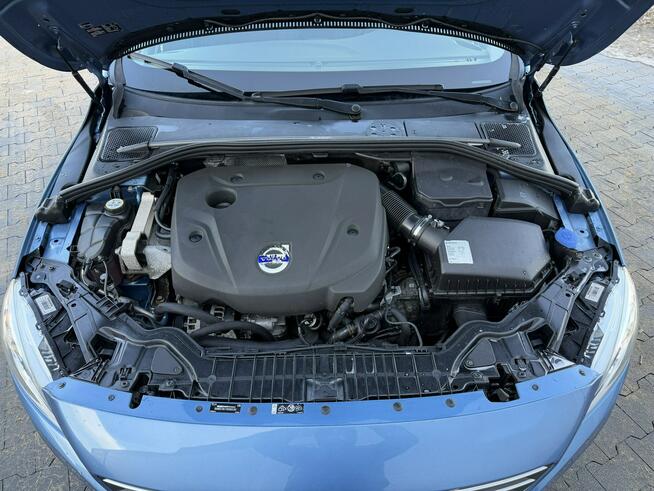 Volvo S60 2.0 / 181KM LED Nawigacja Tempomat Czujniki Parkowania Hak