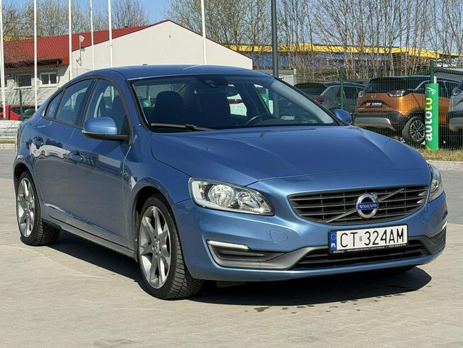 Volvo S60 2.0 / 181KM LED Nawigacja Tempomat Czujniki Parkowania Hak