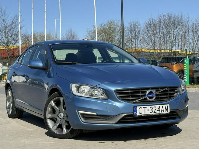 Volvo S60 2.0 / 181KM LED Nawigacja Tempomat Czujniki Parkowania Hak