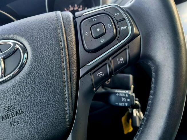 Toyota Avensis Lift Serwis LED Xenon Kamera Panorama Climatronic Gwarancja!
