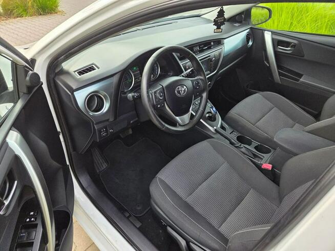 Toyota Auris 1.8 Benzyna Hybryda 136km Automat Biała Perła