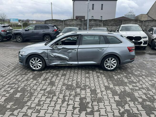 Škoda Superb Salon PL DSG Podgrzewanie Klimatronik Virtual 190KM
