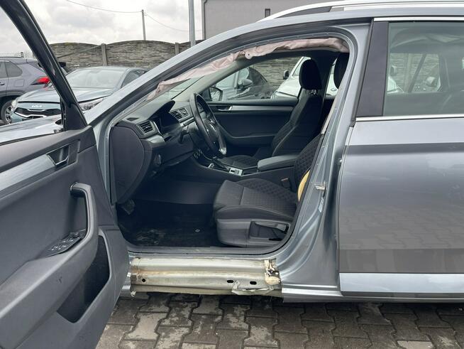 Škoda Superb Salon PL DSG Podgrzewanie Klimatronik Virtual 190KM