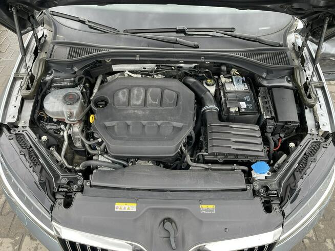 Škoda Superb Salon PL DSG Podgrzewanie Klimatronik Virtual 190KM