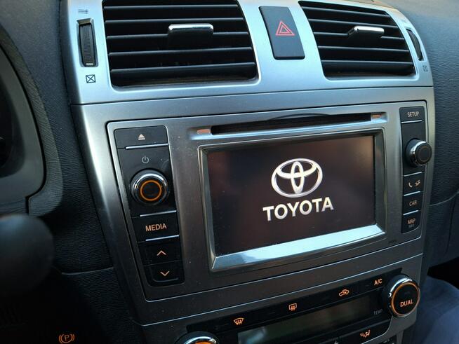 Toyota Avensis *1.8VVT-i* benzyna* Kamera cofania * BDB stan* wersja SOL*