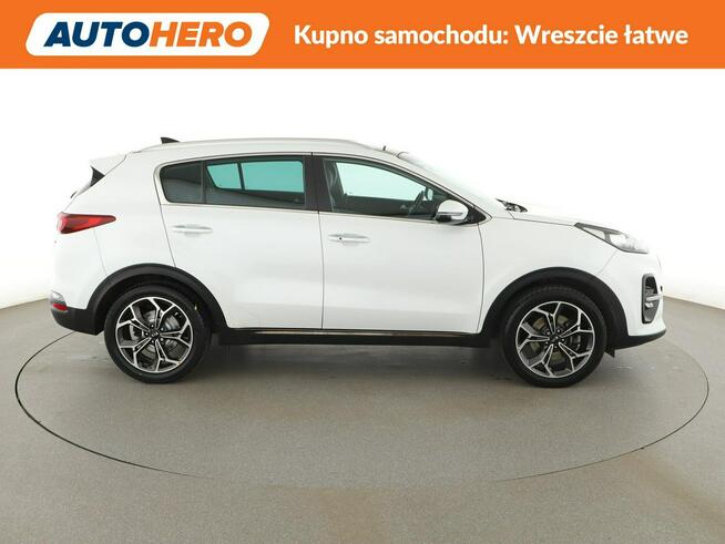Kia Sportage lift, navi skóra panorama klima auto kamera i czujniki parkowania