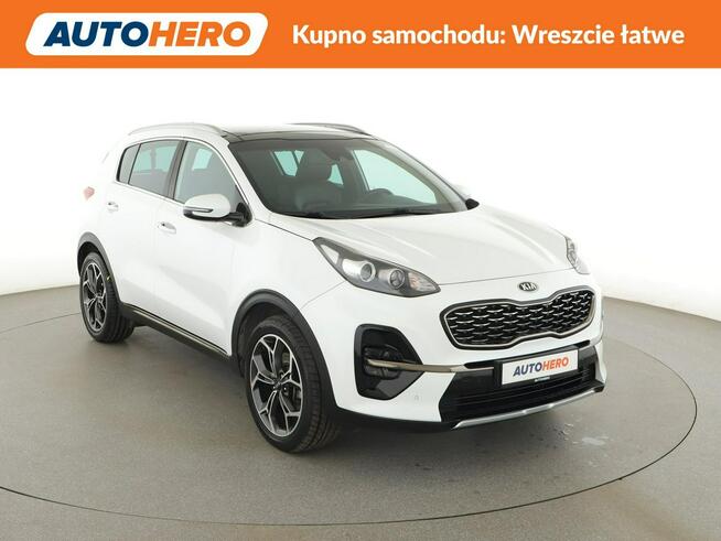 Kia Sportage lift, navi skóra panorama klima auto kamera i czujniki parkowania