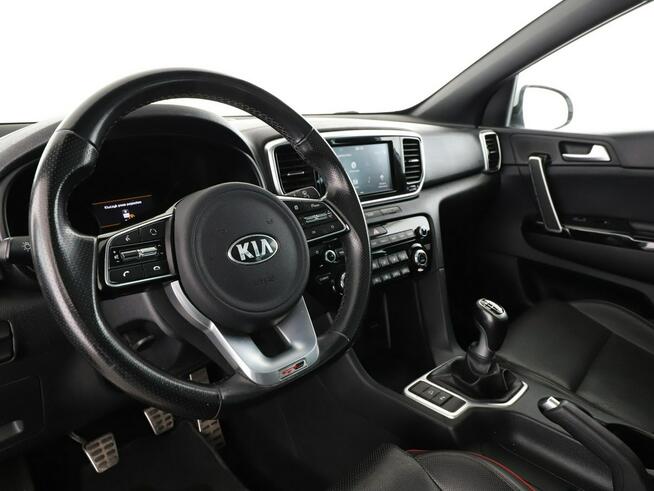 Kia Sportage lift, navi skóra panorama klima auto kamera i czujniki parkowania