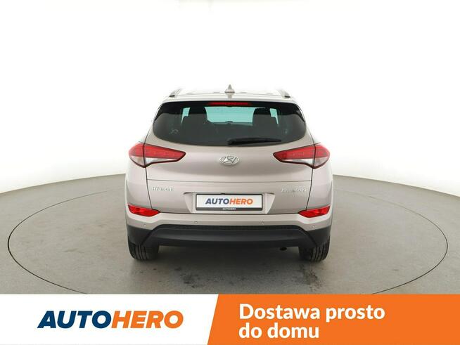 Hyundai Tucson navi PDC-kamera grzane fotele tempomat Bluetooth klima-auto