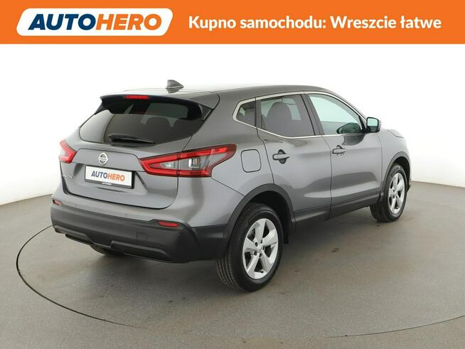 Nissan Qashqai FV23% navi klima auto grzane fotele kamera i czujniki parkowania