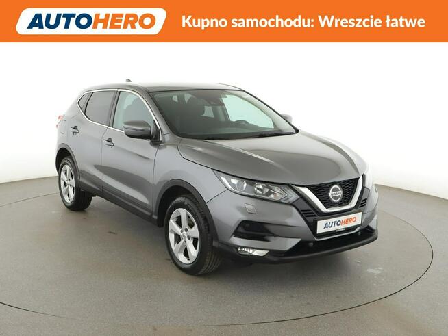 Nissan Qashqai FV23% navi klima auto grzane fotele kamera i czujniki parkowania