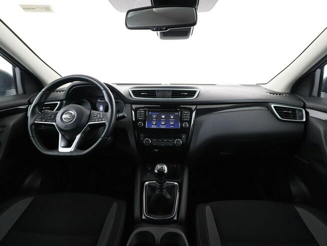 Nissan Qashqai FV23% navi klima auto grzane fotele kamera i czujniki parkowania