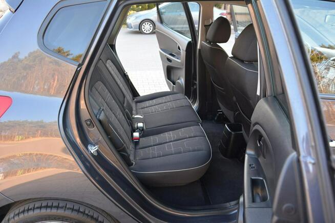 Duża Navi Kamera Parktronik Keyless Go Alu 16" ASO Kia