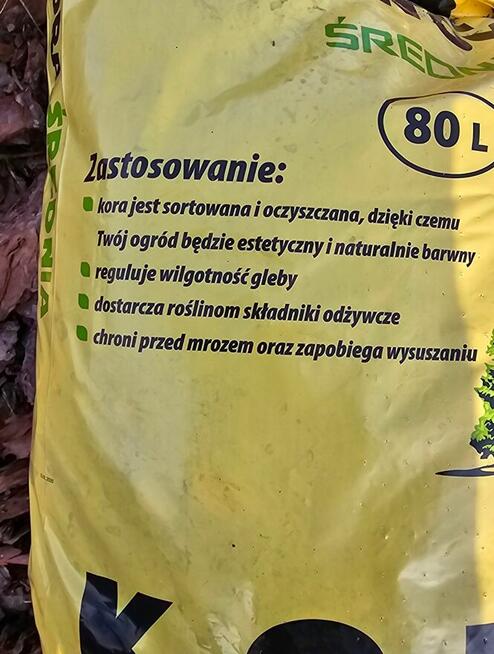 Drewno owocowe w workach
