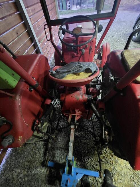 MC Cormick Farmall D-324 – po remoncie silnik 1956r. mocny