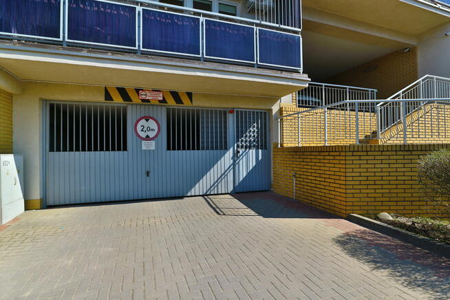 *Miejsce parkingowe*