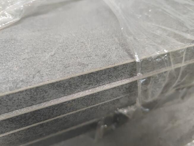 Półki sklepowe ABM z płyty oklejone