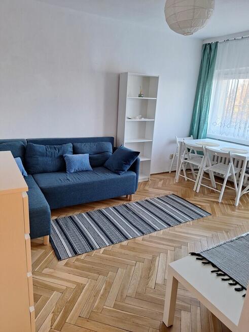 Kawalerka z balkonem|blisko UŁ|parking za szlabanem|Matejki