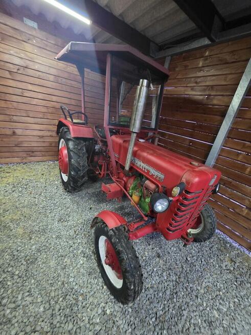 MC Cormick Farmall D-324 – po remoncie silnik 1956r. mocny