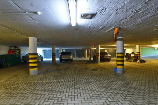 *Miejsce parkingowe*