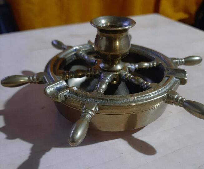 Popielniczka zabytkowa