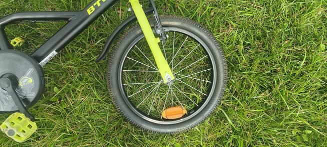 Rower dla dziecka 16 Bitween Dark Hero.