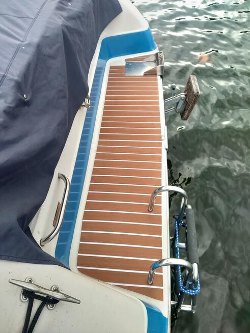 Jacht motorowy SEA RAY.Zamiana na działkę/nieruchomość.