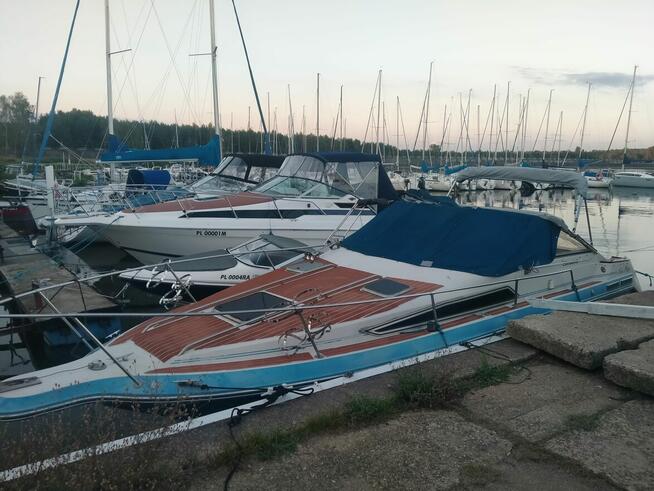 Jacht motorowy SEA RAY.Zamiana na działkę/nieruchomość.