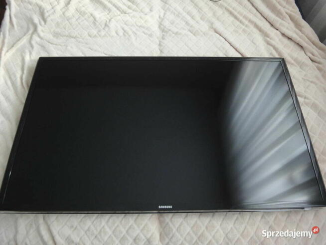 Telewizor SAMSUNG UE40F6320 -uszkodzony