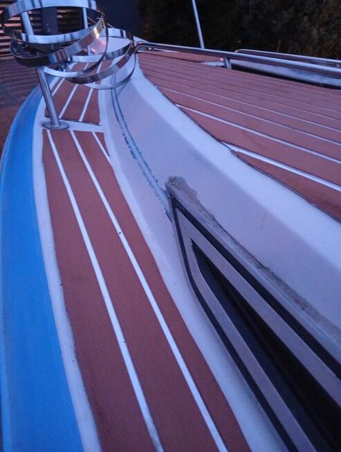 Jacht motorowy SEA RAY.Zamiana na działkę/nieruchomość.