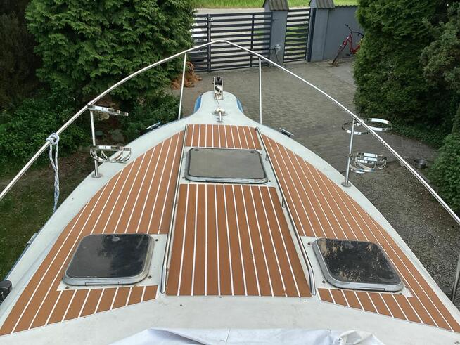 Jacht motorowy SEA RAY.Zamiana na działkę/nieruchomość.