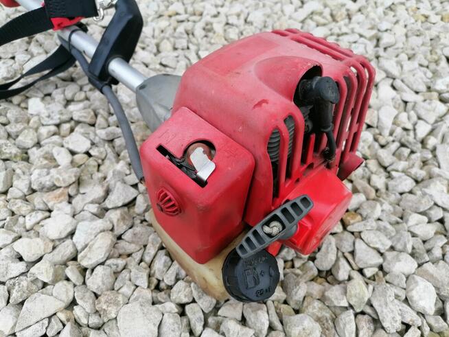 Kosa spalinowa Honda UMT32 D wykaszarka